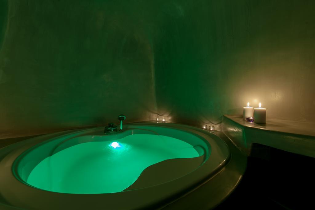 Evmenia Luxury Cave Villa Oia  Chambre photo